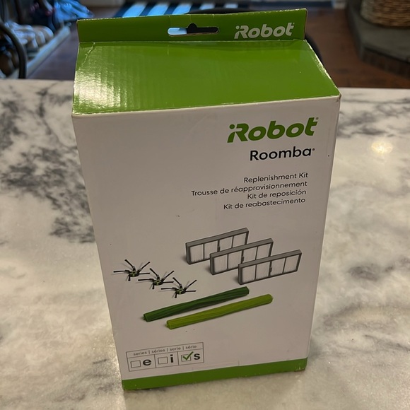 iRobot Authentic Replacement Parts- Roomba NWT - Picture 2 of 4